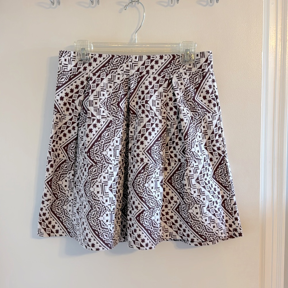 Mauve Aztec Design Skirt Size M